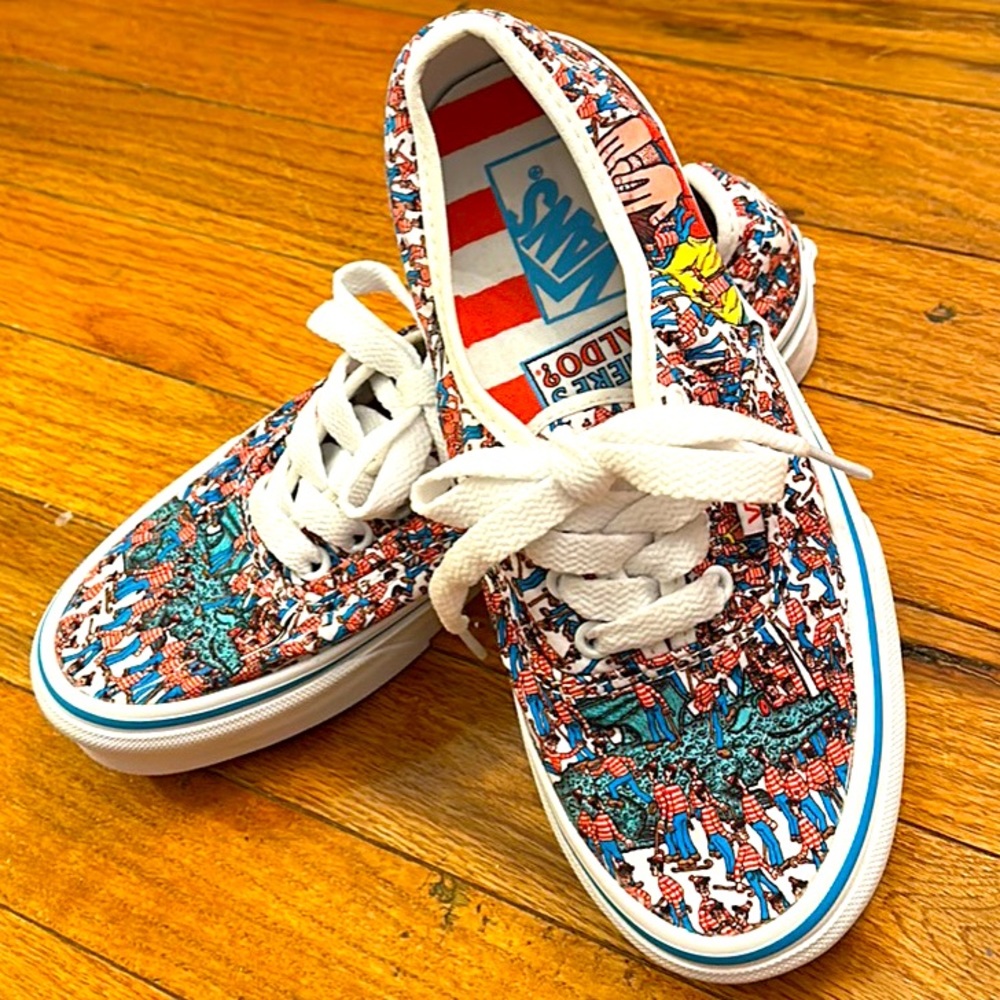 ***RARE WHERES WALDO VANS***